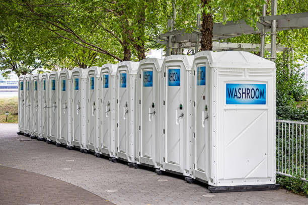 Best Temporary restroom rental  in Staunton, IL